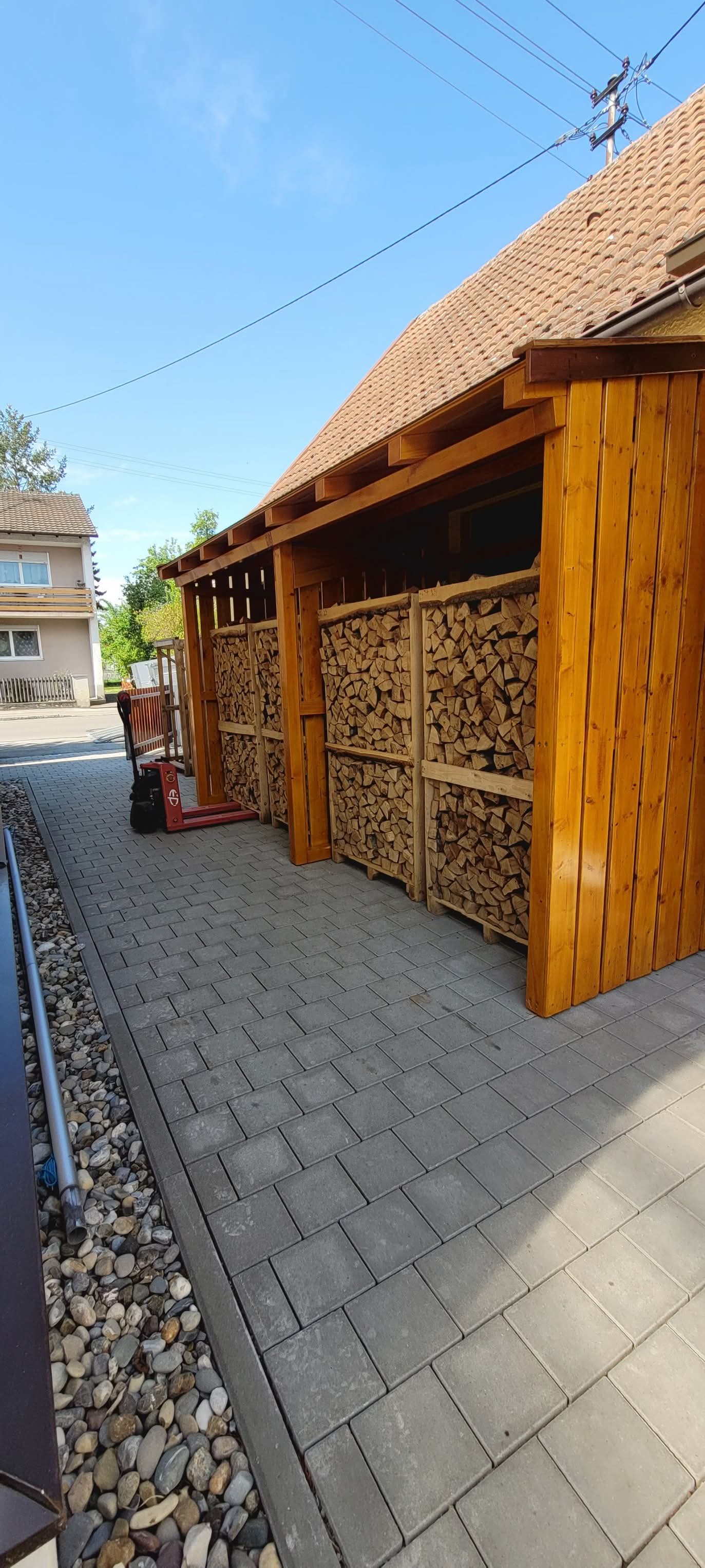 Premium Buchenholz 55 RM – Kammergetrocknetes Brennholz